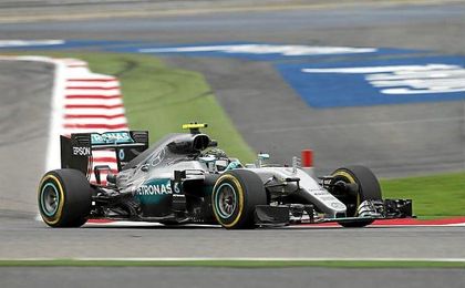Mejor tiempo para el alemán seguido de Hamilton y Vettel. Mejor tiempo para el alemán seguido de Hamilton y Vettel.