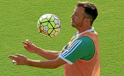 El adiós de Van der Vaart, más cerca. El adiós de Van der Vaart, más cerca.