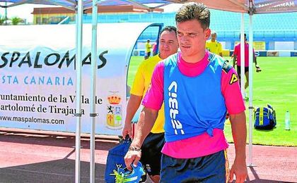 Roque Mesa, en una sesión. Roque Mesa, en una sesión.