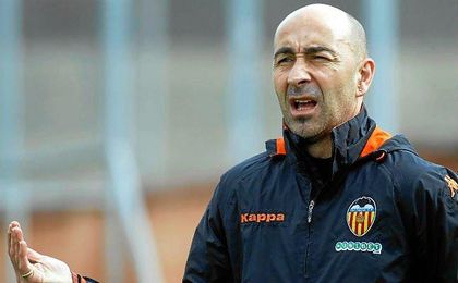 El Valencia disputará mañana un encuentro amistoso contra un combinado de la liga nigeriana. El Valencia disputará mañana un encuentro amistoso contra un combinado de la liga nigeriana.