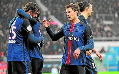 Stambouli jugará, finalmente, en el Real Betis. Stambouli jugará, finalmente, en el Real Betis.