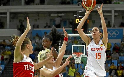 Una canasta de Anna Cruz sobre la bocina mete a España en semifinales Una canasta de Anna Cruz sobre la bocina mete a España en semifinales