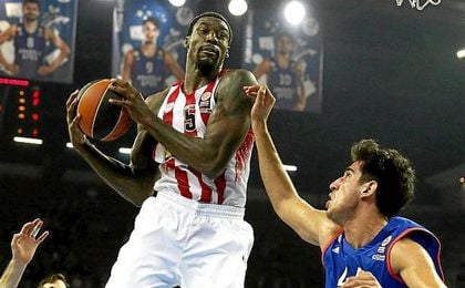 Othello Hunter estuvo en Atlanta Hawks en 2010 pero se marchó por falta de oportunidades. Othello Hunter estuvo en Atlanta Hawks en 2010 pero se marchó por falta de oportunidades.