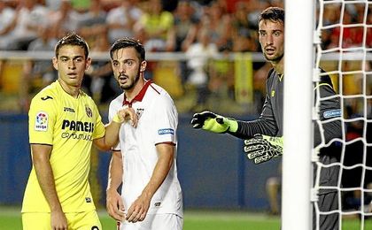 Sergio Rico, en un lance del partido en El Madrigal. Sergio Rico, en un lance del partido en El Madrigal.