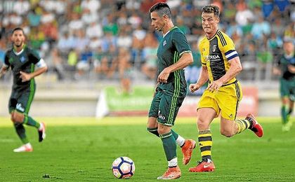 El delantero canario sigue siendo el goleador verdiblanco, ha metido los dos únicos tantos béticos en Liga. El delantero canario sigue siendo el goleador verdiblanco, ha metido los dos únicos tantos béticos en Liga.