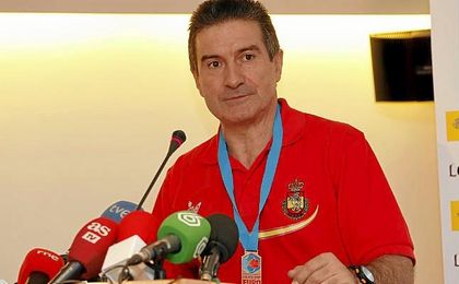 Manolo Cadenas ha estado tres años al frente de la selección. Manolo Cadenas ha estado tres años al frente de la selección.