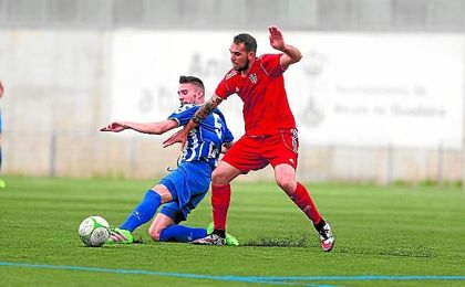 Estrella San Agustín y Lora volverán a ser adversarios, como el año pasado, pero ahora en la nueva División de Honor. Estrella San Agustín y Lora volverán a ser adversarios, como el año pasado, pero ahora en la nueva División de Honor.