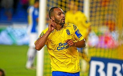El Zhar celebra un gol ante el Espanyol. El Zhar celebra un gol ante el Espanyol.