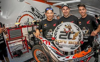 El piloto español suma diez títulos ´indoor´ y otros diez al aire libre consecutivos. El piloto español suma diez títulos ´indoor´ y otros diez al aire libre consecutivos.
