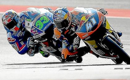 Binder, rodando por delante de Bastianini en San Marino. Binder, rodando por delante de Bastianini en San Marino.