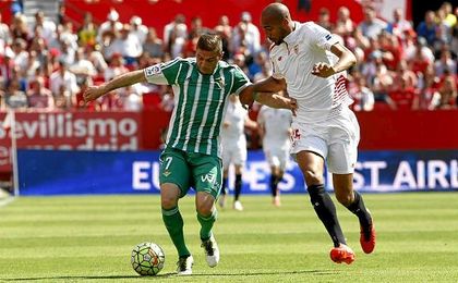 Joaquín y N´Zonzi, en el derbi de la pasada temporada. Joaquín y N´Zonzi, en el derbi de la pasada temporada.