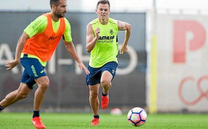 Denis Cherishev durante un entrenamiento. Denis Cherishev durante un entrenamiento.