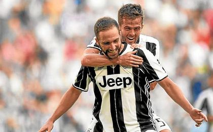 El ´Pipita´ Higuaín se ha convertido en una de las piezas claves del nuevo proyecto ´bianconero´. El ´Pipita´ Higuaín se ha convertido en una de las piezas claves del nuevo proyecto ´bianconero´.