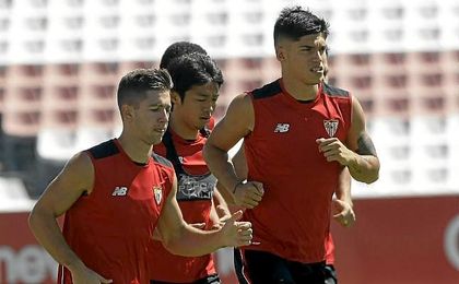 Vietto, Kiyotake y Correa en el entrenamiento de hoy. Vietto, Kiyotake y Correa en el entrenamiento de hoy.