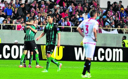 Salva Sevilla, autor del último gol bético en un derbi. Salva Sevilla, autor del último gol bético en un derbi.