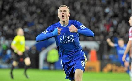Vardy celebra uno de sus goles. Vardy celebra uno de sus goles.