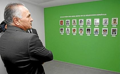Rafael Gordillo, en su visita al Betis Tour Experience. Rafael Gordillo, en su visita al Betis Tour Experience.