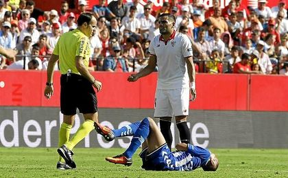 Mercado fue amonestado anteriormente en tres de los cinco partidos que disputó. Mercado fue amonestado anteriormente en tres de los cinco partidos que disputó.