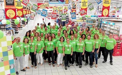 Alcampo festejó el ´Día de la Solidaridad´. Alcampo festejó el ´Día de la Solidaridad´.