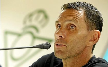 Gustavo Poyet ha aprovechado el parón para desgranar los detalles del Betis hasta el momento. Gustavo Poyet ha aprovechado el parón para desgranar los detalles del Betis hasta el momento.