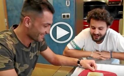Antonio Adán y Juan Amodeo se retan en la tercera entrega de su programa. Antonio Adán y Juan Amodeo se retan en la tercera entrega de su programa.