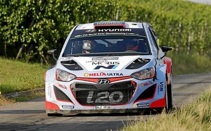 Sordo: "El rally de España es diferente a cualquier otro de los que nos enfrentamos con el reto de la tierra y el asfalto". Sordo: "El rally de España es diferente a cualquier otro de los que nos enfrentamos con el reto de la tierra y el asfalto".