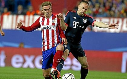 El jugador del Bayern critica que muchas veces después de una buena temporada de un jugador se empieza a pedir el Balón de Oro. El jugador del Bayern critica que muchas veces después de una buena temporada de un jugador se empieza a pedir el Balón de Oro.