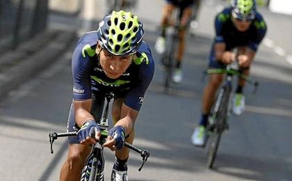 Quintana: "Dos cronos, de 13 y 23 kilómetros, bonitos días de media montaña y paso por todos los grandes macizos franceses" Quintana: "Dos cronos, de 13 y 23 kilómetros, bonitos días de media montaña y paso por todos los grandes macizos franceses"