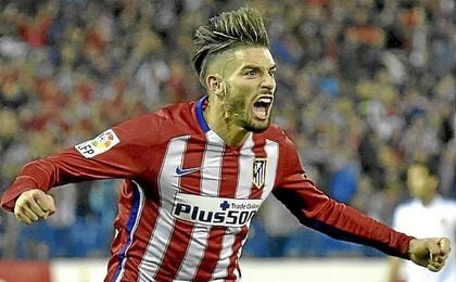 Carrasco disputó 43 partidos oficiales la pasada campaña y anotó cinco goles. Carrasco disputó 43 partidos oficiales la pasada campaña y anotó cinco goles.