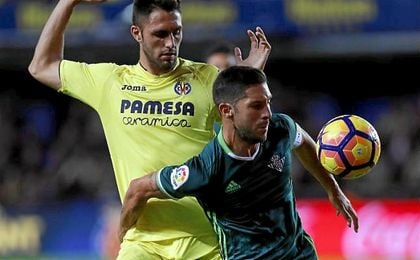 Cejudo cubrió los huecos de Piccini. Cejudo cubrió los huecos de Piccini.