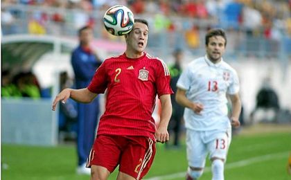 En la imagen, Javier Manquillo durante un encuentro con la sub 21. En la imagen, Javier Manquillo durante un encuentro con la sub 21.