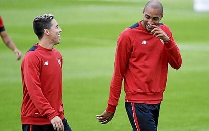 Narsi está muy feliz en Sevilla. Narsi está muy feliz en Sevilla.