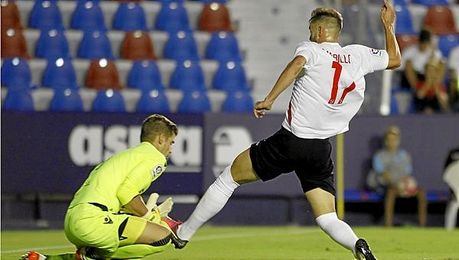 Carrillo también ha caído lesionado. Carrillo también ha caído lesionado.