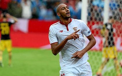 N´Zonzi celebra el tanto que le marcó al Atlético en Nervión. N´Zonzi celebra el tanto que le marcó al Atlético en Nervión.