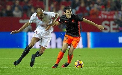 Parejo dejó patente su calidad en el que pudo haber sido su estadio si el Valencia lo hubiera dejado salir. Parejo dejó patente su calidad en el que pudo haber sido su estadio si el Valencia lo hubiera dejado salir.