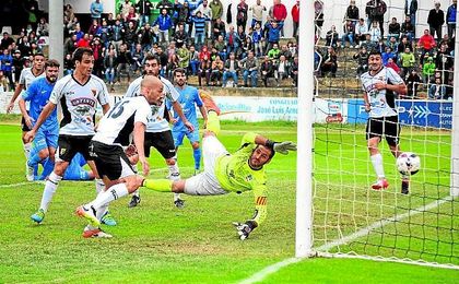 Marcos Contreras, en el partido contra el Tudelano. Marcos Contreras, en el partido contra el Tudelano.