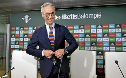 Miguel Torrecilla, hoy en la sala de prensa. Miguel Torrecilla, hoy en la sala de prensa.