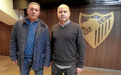 David Vizcaíno, junto a Pepe Calderón, excoordinador de captación de futbolistas en la cantera del Sevilla FC. David Vizcaíno, junto a Pepe Calderón, excoordinador de captación de futbolistas en la cantera del Sevilla FC.