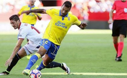 Míchel Macedo, en el partido de liga contra el Sevilla. Míchel Macedo, en el partido de liga contra el Sevilla.