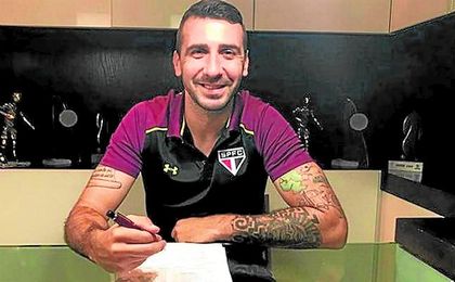 El delantero argentino fue una de las opciones para el ataque sevillista. El delantero argentino fue una de las opciones para el ataque sevillista.