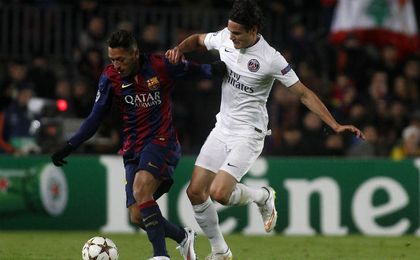 Adriano y Cavani en el último encuentro disputado entre Barça y PSG. UESyndication. Adriano y Cavani en el último encuentro disputado entre Barça y PSG. UESyndication.