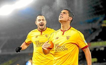 Ben Yedder celebra uno de sus dos goles en Anoeta. Ben Yedder celebra uno de sus dos goles en Anoeta.