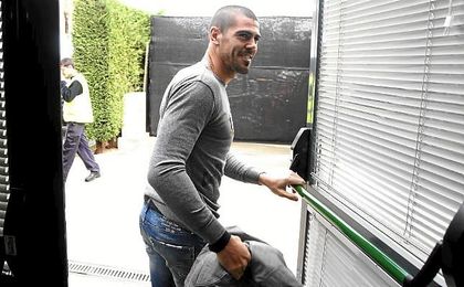 Procesan a Víctor Valdés por falsificación Procesan a Víctor Valdés por falsificación