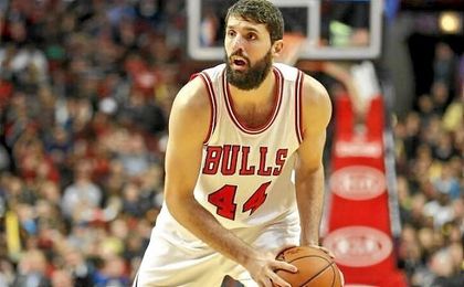 Marc Gasol, Abrines y Juancho brillan en una noche oscura para Mirotic Marc Gasol, Abrines y Juancho brillan en una noche oscura para Mirotic