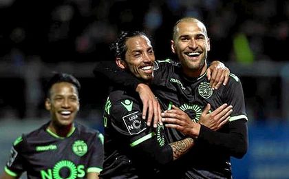 Bas Dost hizo cuatro goles. Bas Dost hizo cuatro goles.