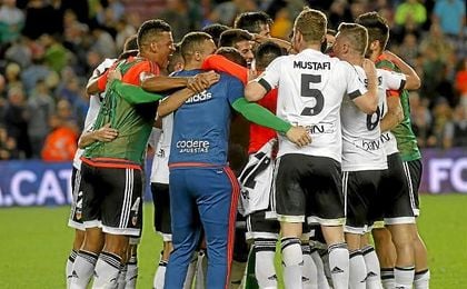 El Valencia venció la temporada pasada en el Nou Camp. El Valencia venció la temporada pasada en el Nou Camp.