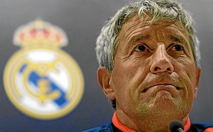 Quique Setién, en una rueda de prensa. Quique Setién, en una rueda de prensa.