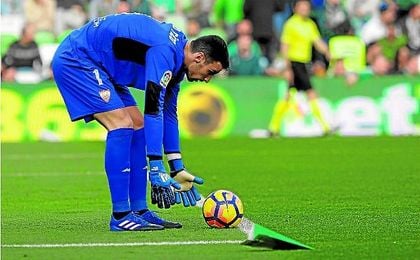 Rico: un portero que suma puntos Rico: un portero que suma puntos