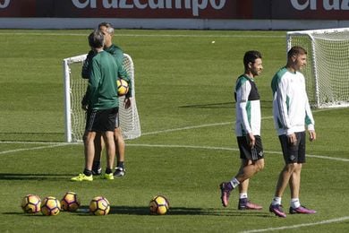 Víctor ya ha ofrecido su lista. Víctor ya ha ofrecido su lista.