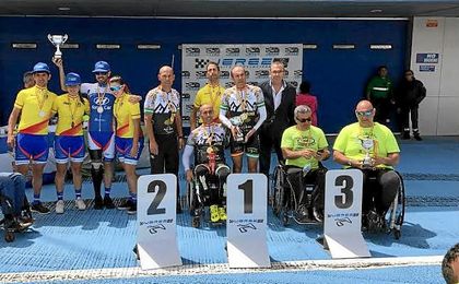 Imagen de los campeones en Jerez. Imagen de los campeones en Jerez.